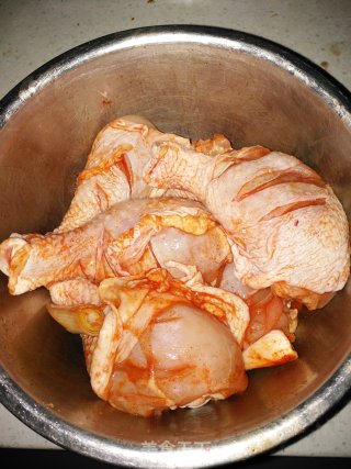 电饭锅奥尔良烧鸡腿的做法步骤：6