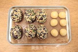 料足味香的五仁月饼的做法步骤：9