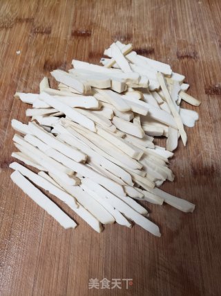 尖椒炒豆干的做法步骤：3