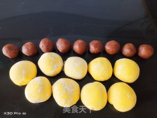 南瓜莲蓉包（一次发酵）的做法步骤：2