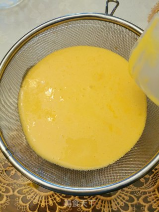 奶黄流心月饼的做法步骤：10