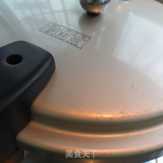 鳄鱼肉炖胡萝卜的做法步骤：9