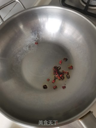 毛豆笋丁炒雪菜的做法步骤：3