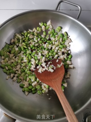 毛豆笋丁炒雪菜的做法步骤：4