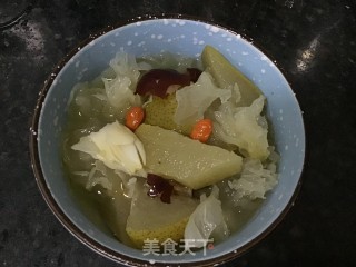 银耳百合雪梨水的做法步骤：3