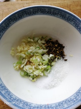 超级下饭的快手凉拌豆干的做法步骤：6