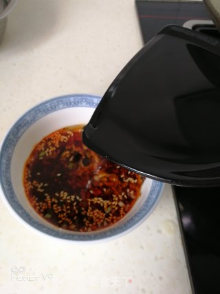 超级下饭的快手凉拌豆干的做法步骤：7