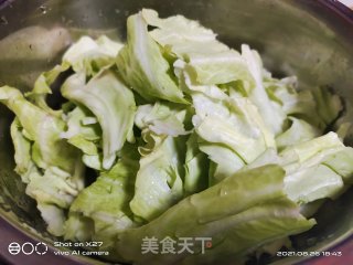 五花肉炒包包菜的做法步骤：2