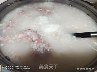 皮蛋瘦肉粥的做法步骤：2