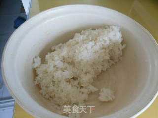 亚麻籽油炒饭的做法步骤：1