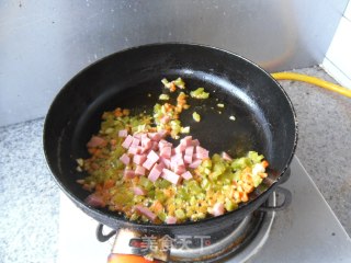 亚麻籽油炒饭的做法步骤：6