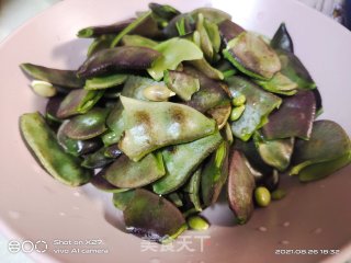 肉片炒扁豆的做法步骤：2