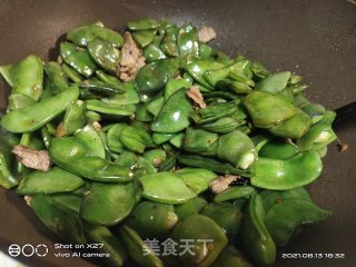 肉片炒扁豆的做法步骤：4