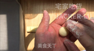 泡泡小薯球，外壳金黄酥脆，内里软糯，一口一个，孩子超爱吃。的做法步骤：11