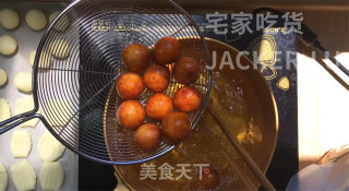 泡泡小薯球，外壳金黄酥脆，内里软糯，一口一个，孩子超爱吃。的做法步骤：14