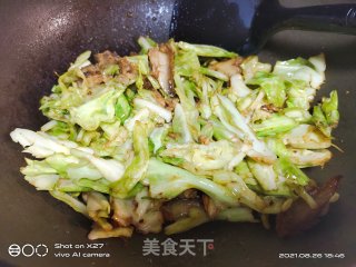 肉片炒包包菜的做法步骤：7