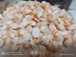 虾仁鲜肉小馄饨的做法步骤：1