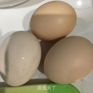 鸡蛋香煎虾仁的做法步骤：3