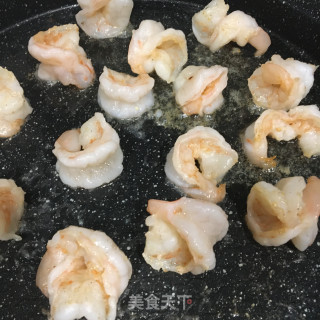 鸡蛋香煎虾仁的做法步骤：5
