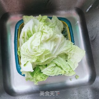 猪肉白菜拌面的做法步骤：1