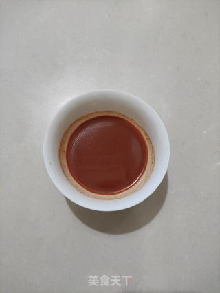 甜辣混酱猪肠粉的做法步骤：4