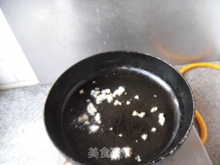 火腿蛋炒饭的做法步骤：2