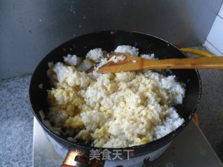 火腿蛋炒饭的做法步骤：9