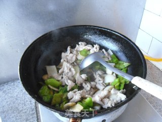 尖辣椒炒洋葱的做法步骤：10