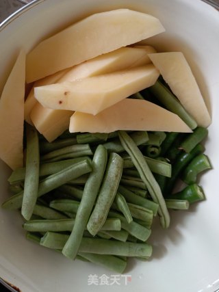 香菇青椒鸭的做法步骤：5