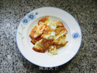 五花肉煎鸡蛋炒茭白的做法步骤：5