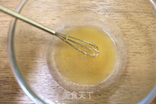 黑芝麻酱豆沙月饼的做法步骤：4