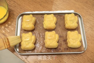 黑芝麻酱豆沙月饼的做法步骤：16
