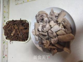 豆角干烧鸡肉的做法步骤：3