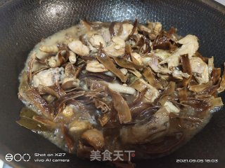 豆角干烧鸡肉的做法步骤：6