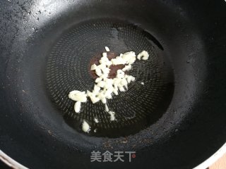 蒜香番薯叶梗的做法步骤：2