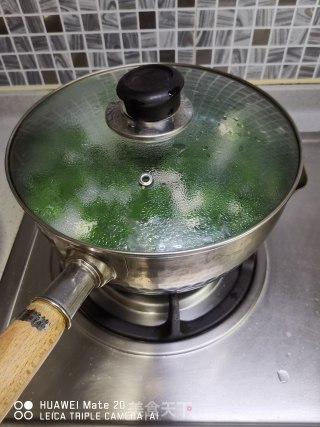 沙白枸杞豆腐汤的做法步骤：9