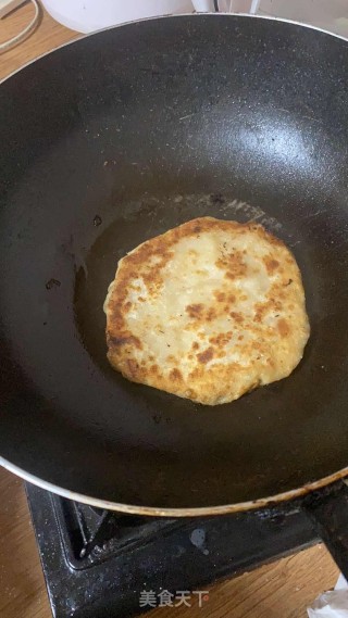 酸菜猪肉馅饼的做法步骤：4