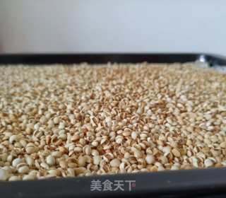 子姜薏米鹌鹑汤的做法步骤：1