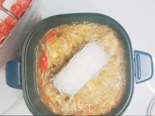 酸菜肥牛粉丝煲的做法步骤：6
