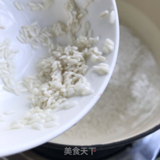 牛肉皮蛋粥的做法步骤：2