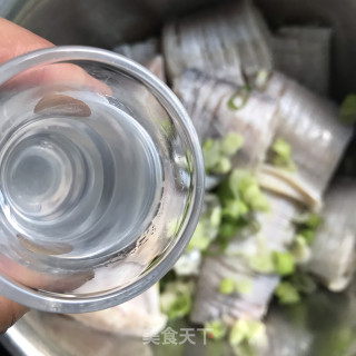 香煎带鱼的做法步骤：4