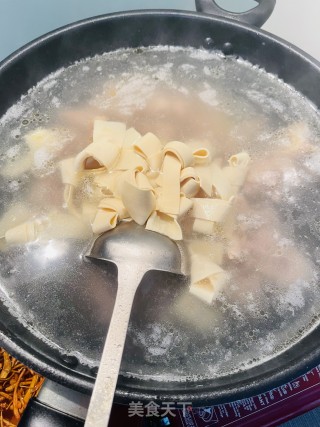 老母鸡竹荪汤的做法步骤：3