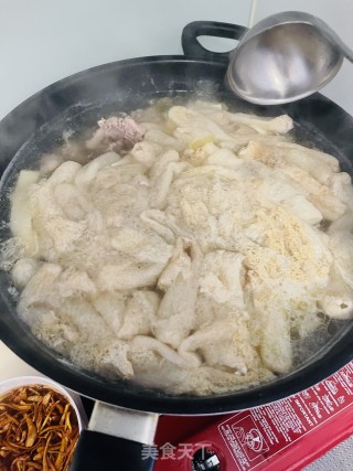 老母鸡竹荪汤的做法步骤：4