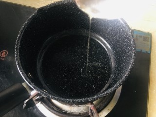 西红柿青菜鸡汁面的做法步骤：1