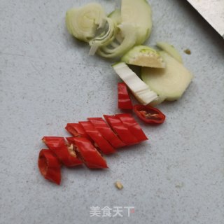椒盐皮皮虾的做法步骤：2