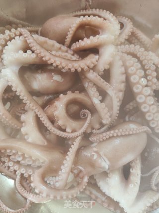 辣炒八爪鱼的做法步骤：1