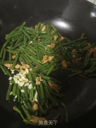 豇豆炒肉的做法步骤：12