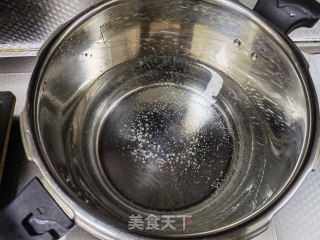 炖牛尾的做法步骤：3