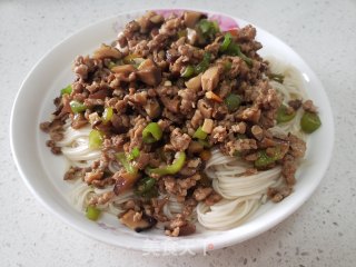 香辣炸酱面的做法步骤：8