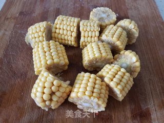 玉米炖大骨头的做法步骤：3